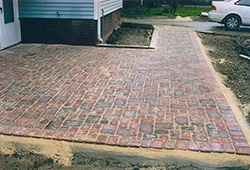Patio and Walkways: Non Tumbled Traditional Patio